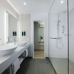 Hotel Doubletree By Hilton Schweizerhof 4*