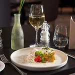 Doubletree By Hilton Schweizerhof 4*