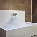 Hotel Doubletree By Hilton Schweizerhof 4*
