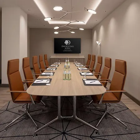 Doubletree By Hilton Schweizerhof Otel Hannover