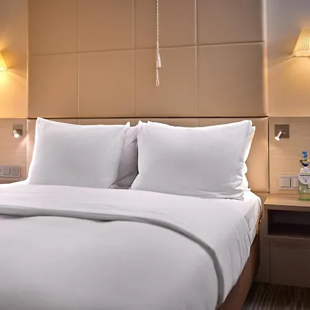 Doubletree By Hilton Schweizerhof Otel