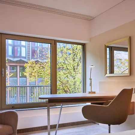 Otel Doubletree By Hilton Schweizerhof