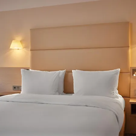 Hotel Doubletree By Hilton Schweizerhof Hannover