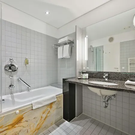 Doubletree By Hilton Schweizerhof Hanovre
