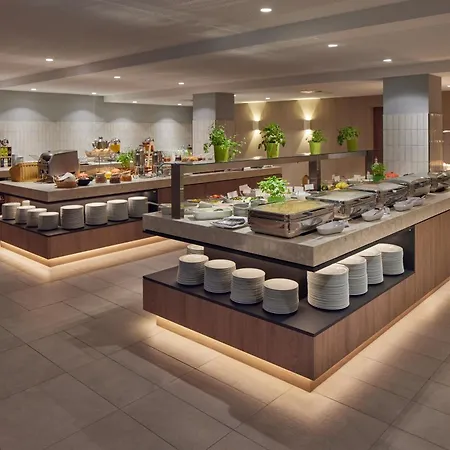 Doubletree By Hilton Schweizerhof מלון 4*