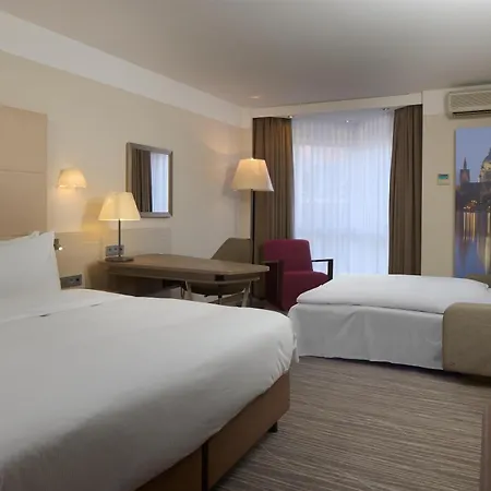 Doubletree By Hilton Schweizerhof Hotel Hanovre