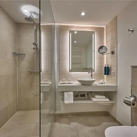 Hotel Doubletree By Hilton Schweizerhof