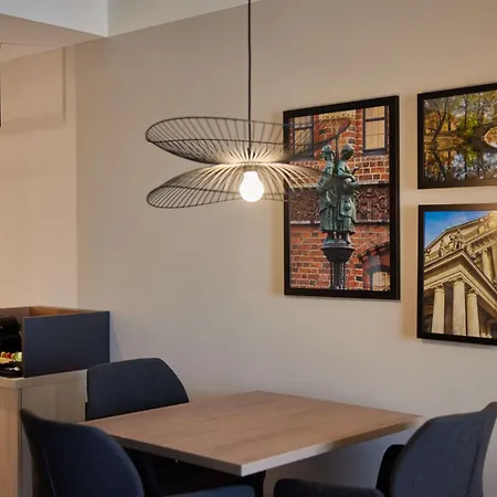 Doubletree By Hilton Schweizerhof 4*