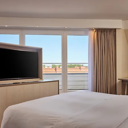 Doubletree By Hilton Schweizerhof מלון 4*