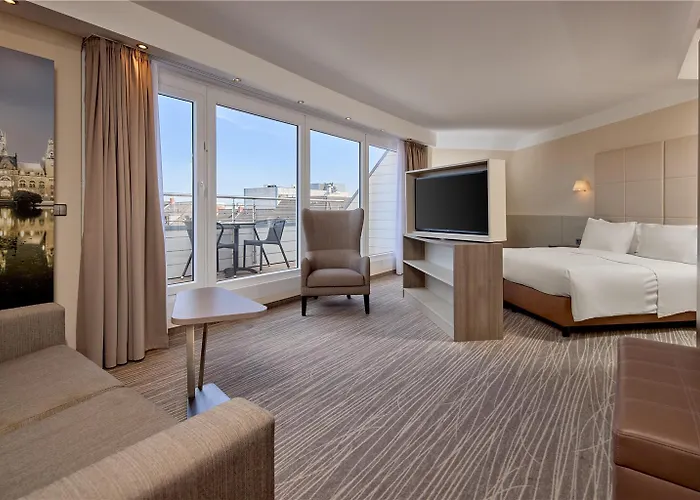 Отель Doubletree By Hilton Schweizerhof Ганновер