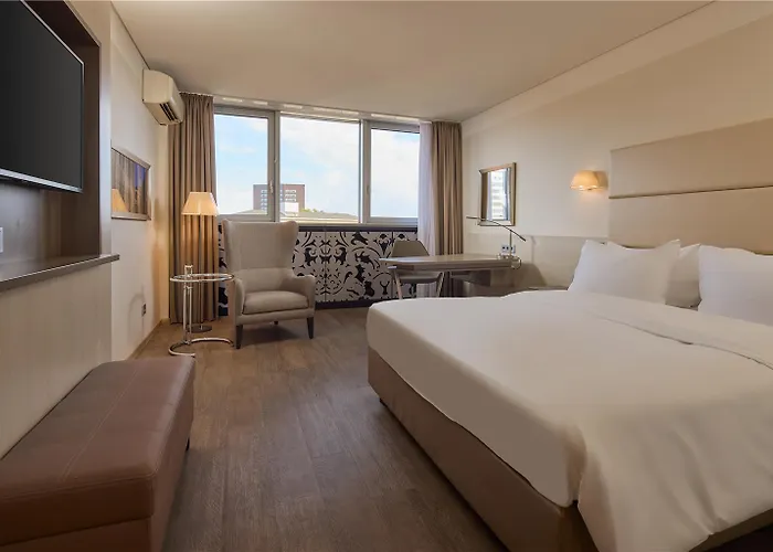 Hotel Doubletree By Hilton Schweizerhof 4*