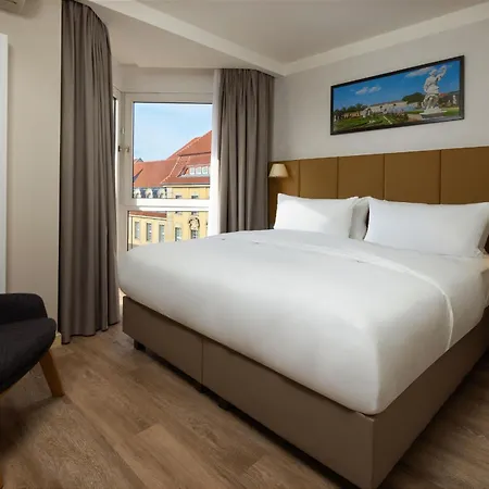 Doubletree By Hilton Schweizerhof 4*